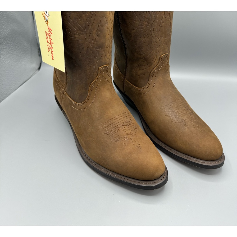 Brown Leather Shoes with Comfortable Fit and Classic Style